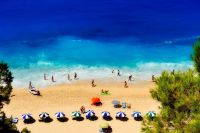 TRAVEL AGENTS IN GREECE AT THE TIME OF COVID-19. FEET ON THE GROUND, HEAD IN THE CLOUDS